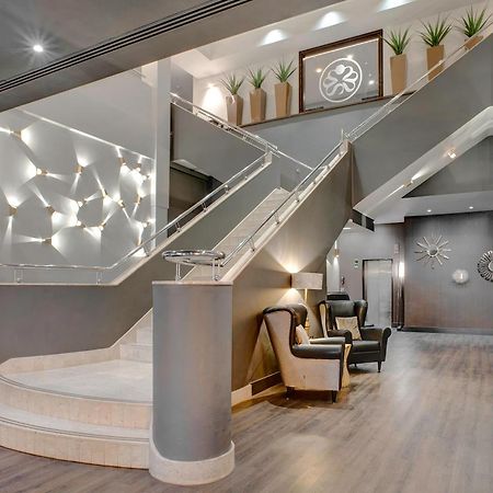 Sandman Signature London Gatwick Hotel Crawley  Dış mekan fotoğraf