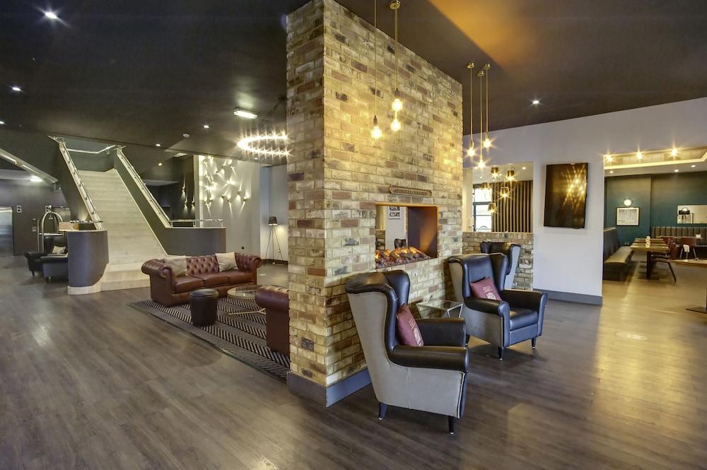 Sandman Signature London Gatwick Hotel Crawley  Dış mekan fotoğraf