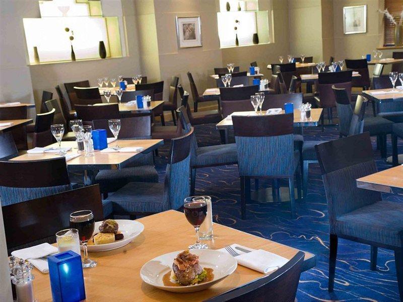 Sandman Signature London Gatwick Hotel Crawley  Dış mekan fotoğraf
