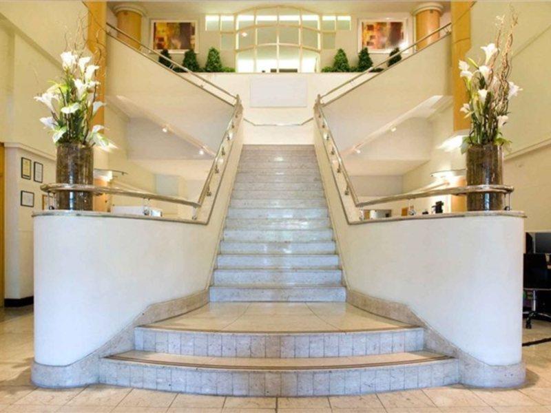 Sandman Signature London Gatwick Hotel Crawley  Dış mekan fotoğraf