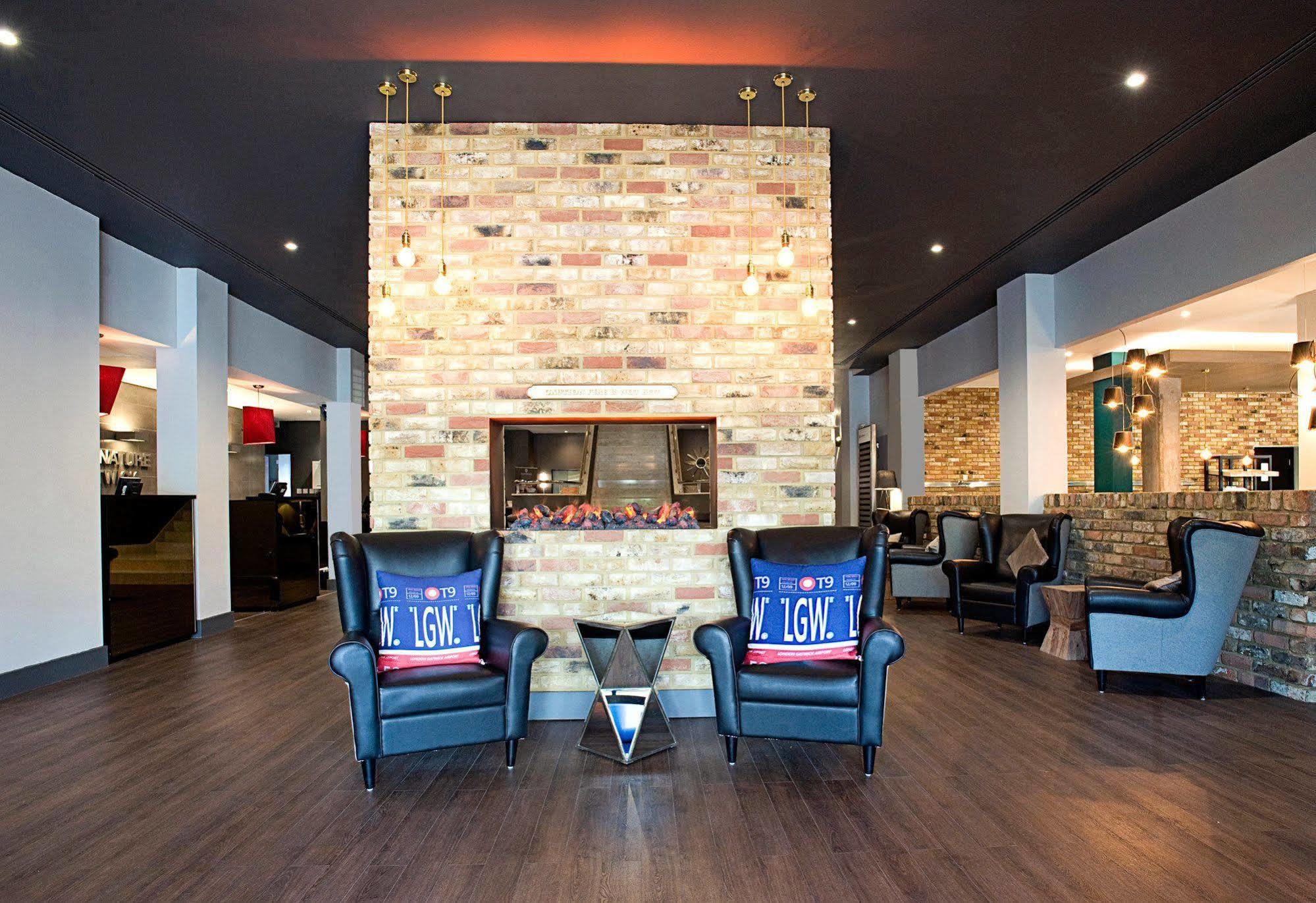 Sandman Signature London Gatwick Hotel Crawley  Dış mekan fotoğraf